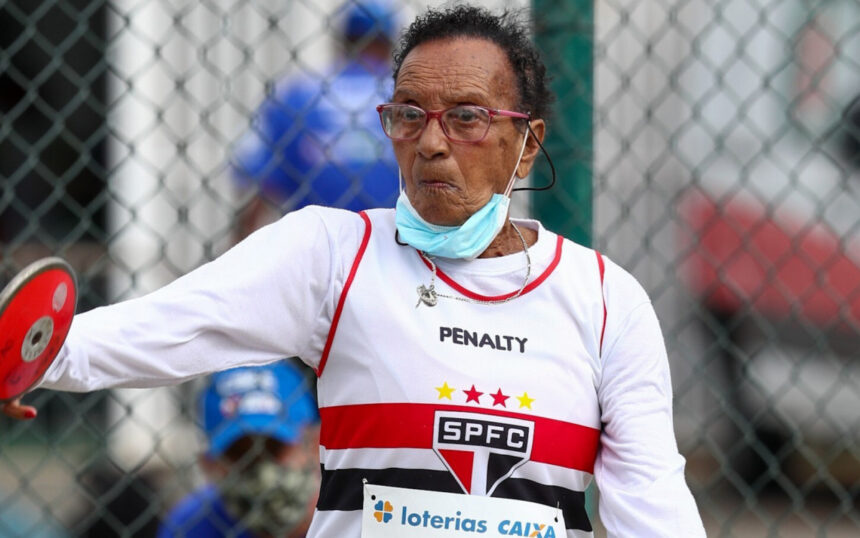 Recordista de medalhas no atletismo brasileiro morre aos 93 anos