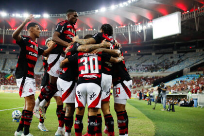 Flamengo enfrenta Ceará em busca de 3 pontos para manter a liderança no Brasileirão