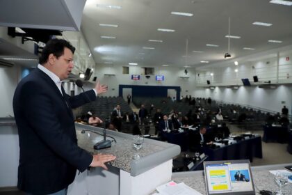 Paulo Matos, presidente da Associação Nelore MS enfatiza força da pecuária nacional em meio à crise política