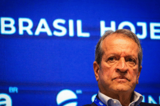‘Se Tarcísio for candidato à Presidência, ele vai para o PL’, diz Valdemar Costa Neto