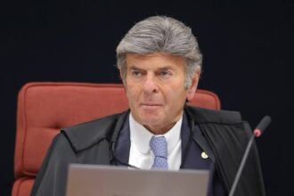 Fux: “Não compete ao STF realizar juízo político”