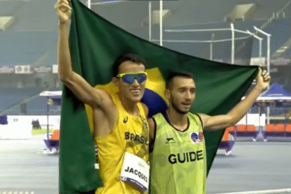 Yeltsin Jacques vence prova dos 1.500m no Mundial de atletismo em Nova Déli