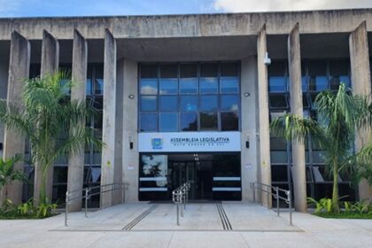 Reunião na ALEMS debate Política de Educação Inclusiva com repúdio a decreto federal