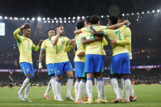 Brasil terá Wesley na lateral-direita em jogo contra Tunísia na terça