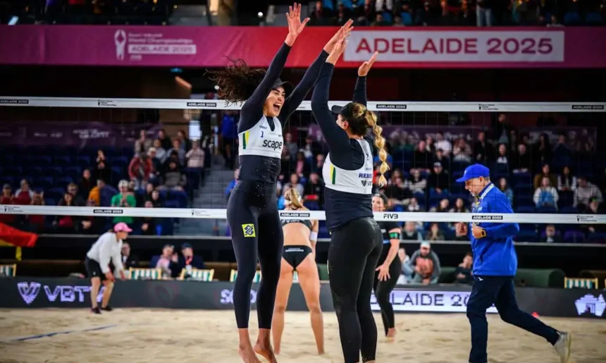 Três duplas brasileiras vão às quartas do Mundial de vôlei de praia
