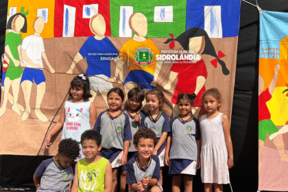 CMEI Irmã Demétria realiza 1ª Mostra “Chá com Arte: Cores e Brincadeiras”, inspirada nas obras de Ivan Cruz