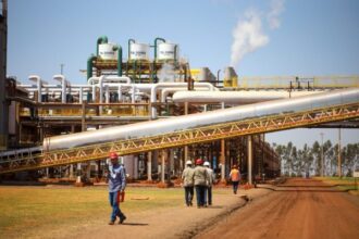 MS gerou 1.379 empregos formais em setembro, com destaque para Construção, Indústria e Comércio