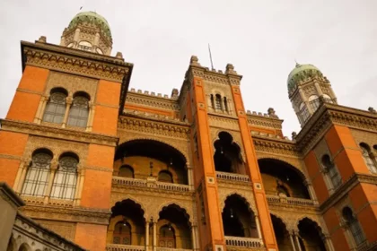 Fiocruz conduzirá estudo com injeção contra HIV em sete cidades