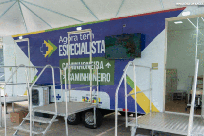 Agora Tem Especialistas inaugura unidade móvel para caminhoneiras e caminhoneiros