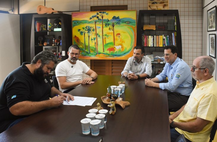 Parceria garante que acervo do Arquivo Público Estadual de MS seja completamente digitalizado