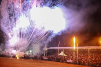 Em noite de festa, Bodoquena ganha novas moradias e obras urbanas para atender a população