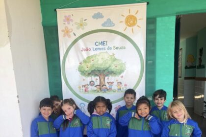 Prefeitura de Sidrolândia realiza a entrega de conjuntos de agasalhos para alunos da rede municipal