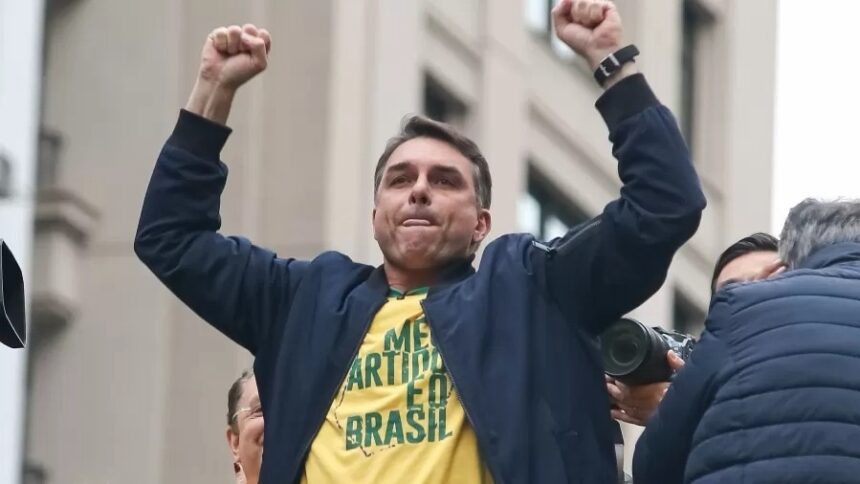 Pesquisa Quaest: Flávio aparece numericamente à frente de Lula no 2º turno pela primeira vez na campanha