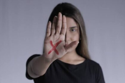 Deputados votam isenção de taxas judiciárias a mulheres vítimas de violência &nbsp;