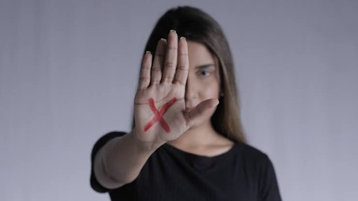 Deputados votam isenção de taxas judiciárias a mulheres vítimas de violência &nbsp;