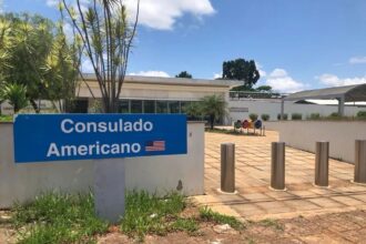 EUA e Austrália fecham embaixadas e consulados por “segurança”
