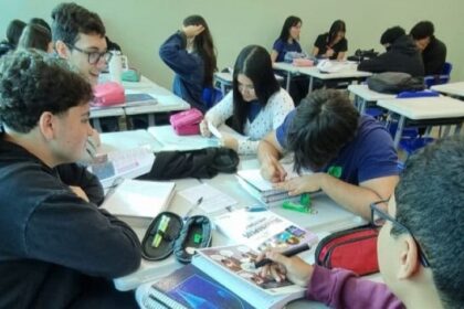 Rede Estadual une práticas inovadoras e inteligência artificial para aprimorar aulas e aprendizado